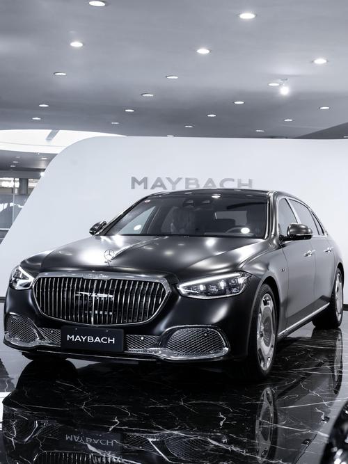 成都274岚图汽车的售后服务让用户无忧出行，迈巴赫未来的豪华车趋势